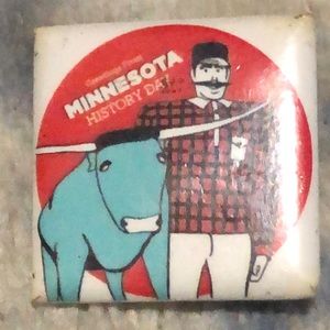 Minnesota Paul Bunyan and Babe the blue Ox history day collectible button